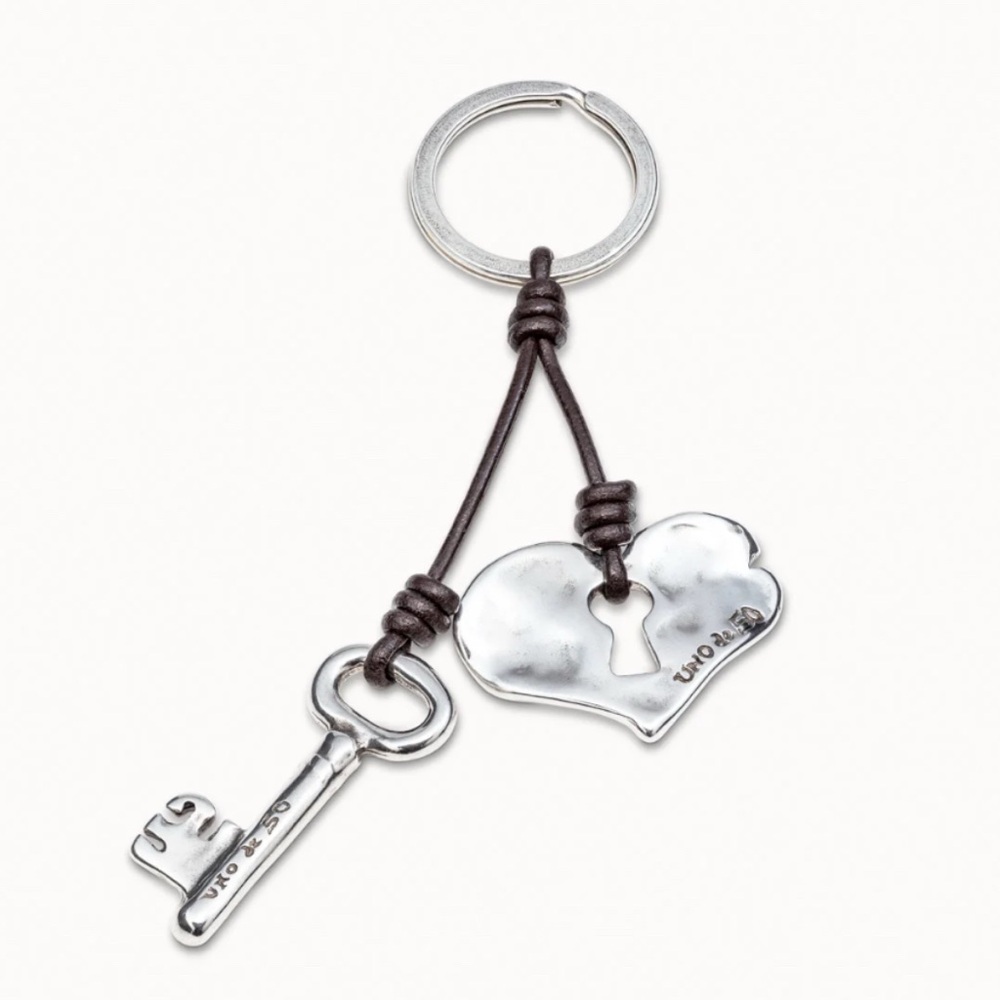 UNO de 50 Silver Heart and Key Holder plus bracelet